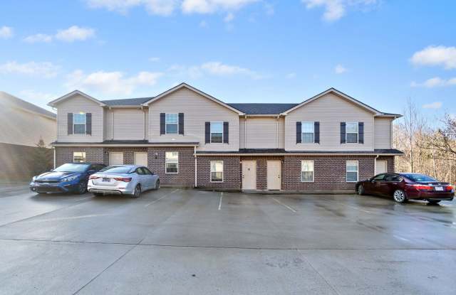 2 Bedroom Pet Friendly Townhome For Rent Near Post! Gallery 1