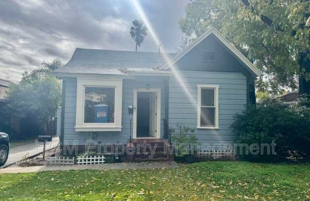 1570 Locust St photos photos