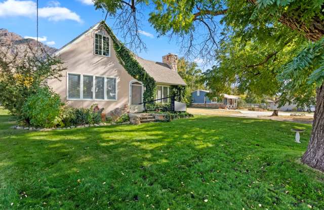 Updated Ogden 2 Bedroom House For Lease! - 352 Harrison Boulevard, Ogden, UT 84404