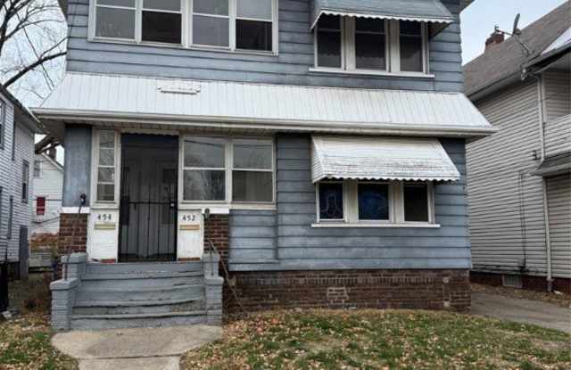 452 E 149th Street unit: Down - 452 East 149th Street, Cleveland, OH 44110