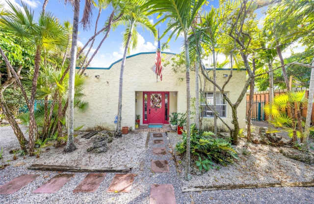 1840 Tigertail Ave photos photos