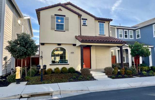 Lovely East Garrison 3 bedroom 2.5 bathroom home - AVAILABLE early June 2025! photos photos