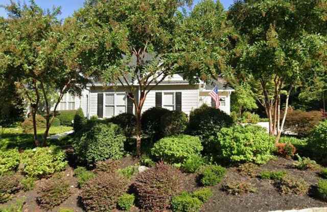 SINGLE FAMILY HOME Gallery 1