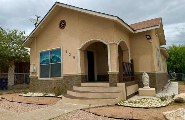 830 Avenue B photos photos