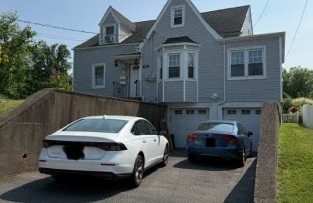 1093 Van Houten Ave photos photos