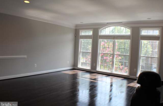 4187 LOWER PARK DRIVE Gallery 4