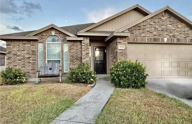 3814 Las Bahias Drive Gallery 1