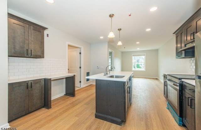 39 Ledgewood Ave Gallery 4