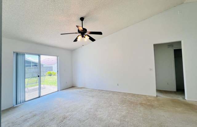 Spacious 3-Bedroom Home with Updated Kitchen, Fenced Yard & Lake Views! Gallery 4