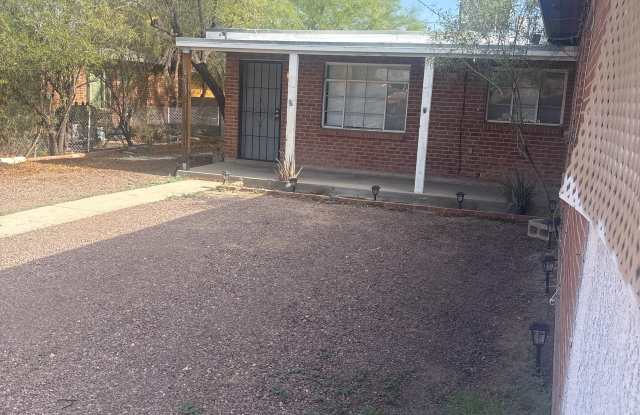 4617 East 18th Street photos photos