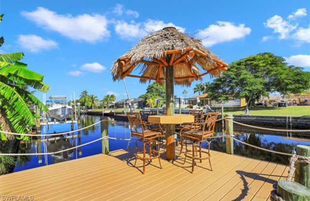 5251 Tamiami Court photos photos