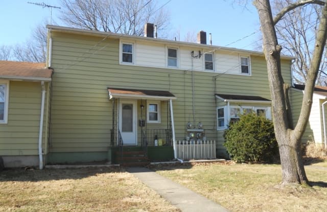 52 Claverack Rd - 52 Claverack Rd, Clifton, NJ 07013