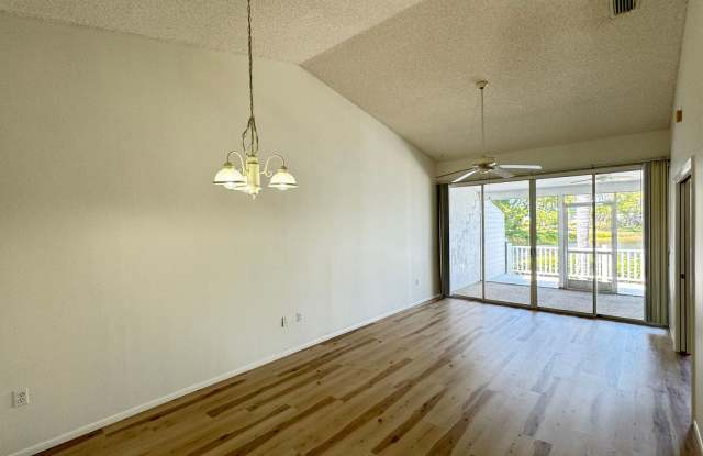 Unfurnished Annual Rental Available Gallery 4