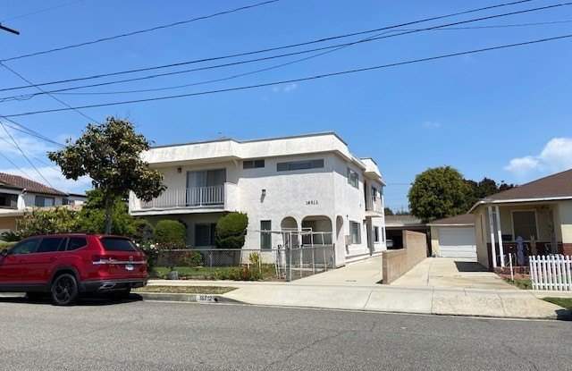 16512 Brighton Ave. photos photos