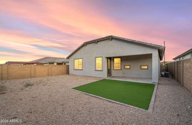 19568 W RANCHO Drive Gallery 4