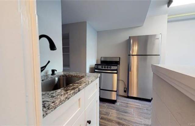 Amazing light filled studio apartment on the Trolley line in the historic Elizabeth neighborhood! Gallery 3