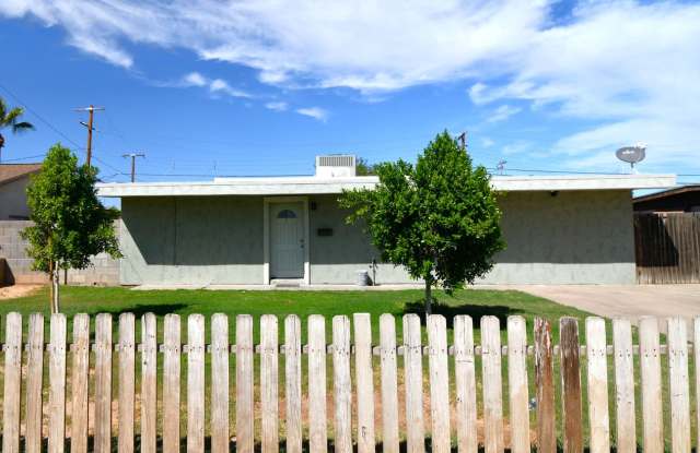 Within Walking Distance To Grand Canyon University photos photos