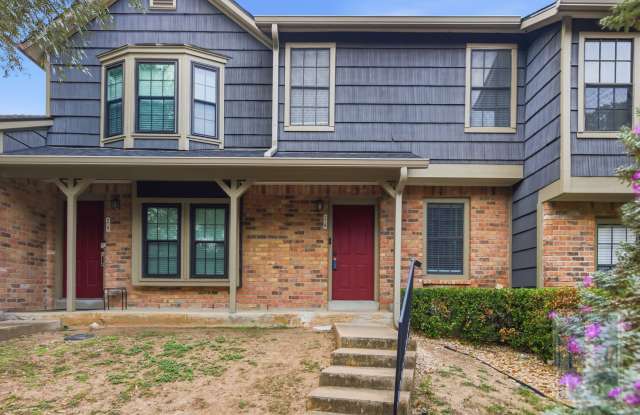 11821 Bittern Holw, Apt 28 - 11821 Bittern Hollow, Austin, TX 78758