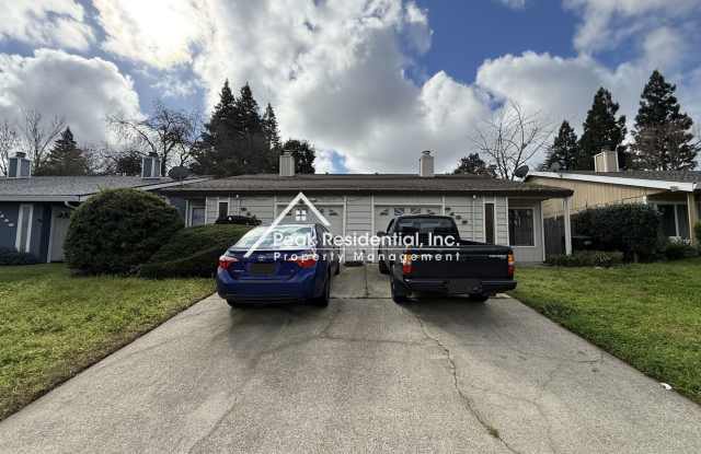 Wonderful 2bd/2ba Fair Oaks Duplex with Garage photos photos