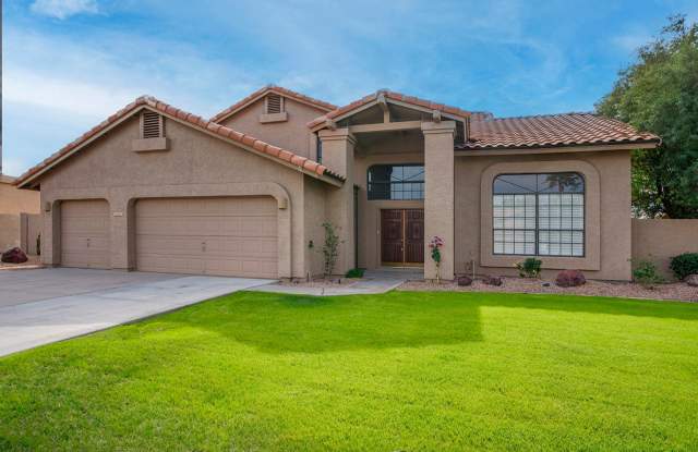 Spacious Tempe 4 bedroom photos photos