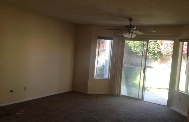 !!! GREAT 2 STORY HOUSE !!! COME SEE TODAY !!! Gallery 4