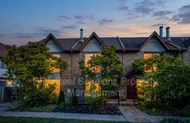 2436 Grandview Ave. Gallery 1