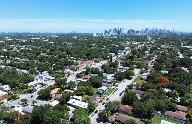 248 NW 69th St photos photos