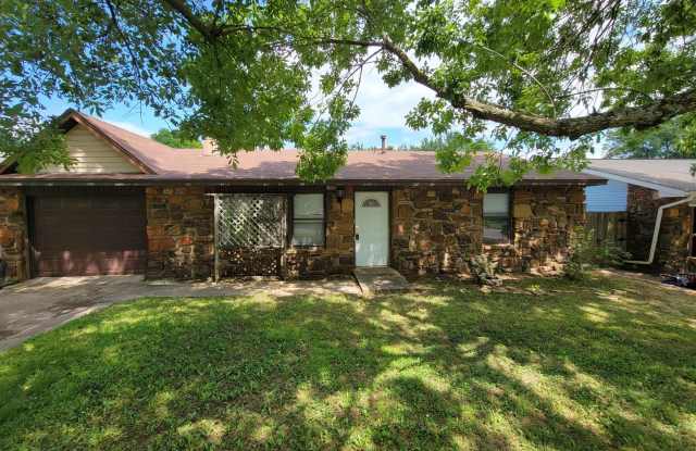 2 Bedroom 1 Car Garage photos photos
