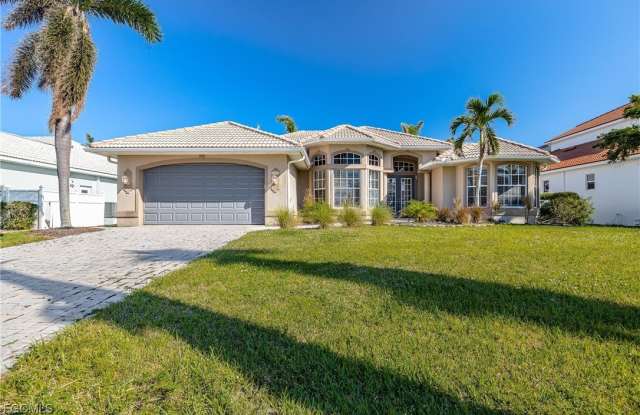 5323 SW 28th Place photos photos