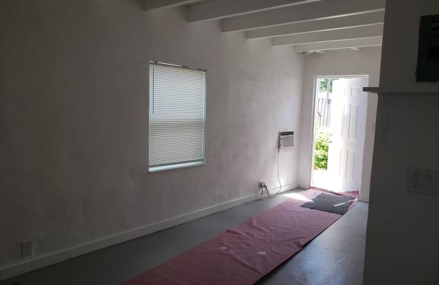 1623 North Andrews Avenue Unit - 1 Gallery 4