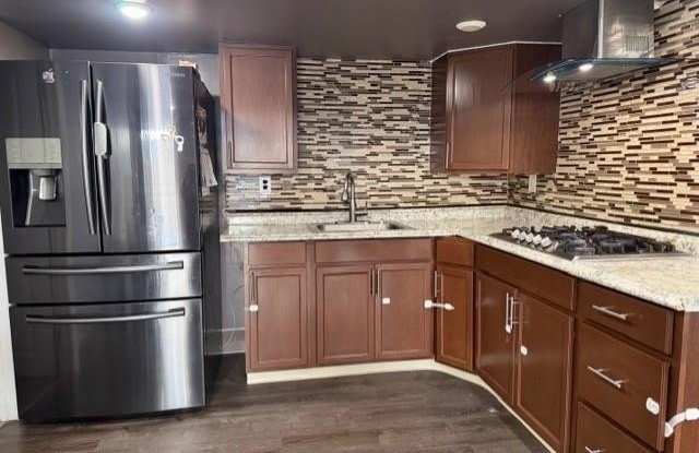 7 CHOPIN CT photos photos