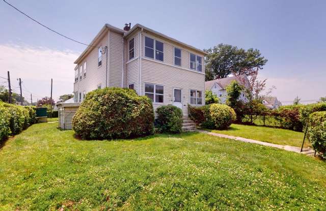 907 New Britain Avenue photos photos