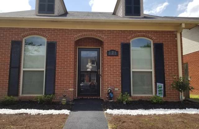 121 N Brighton Dr photos photos