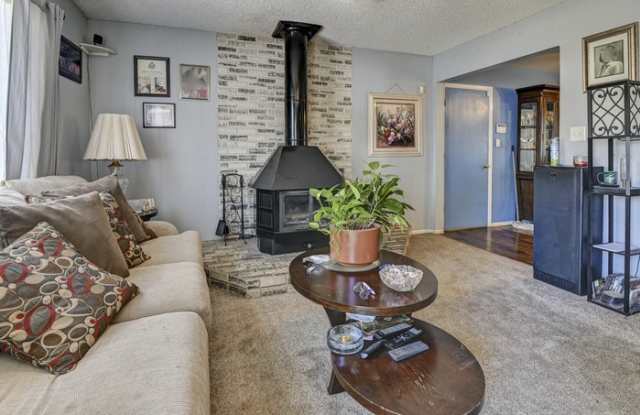 4632 Frost Drive Gallery 4
