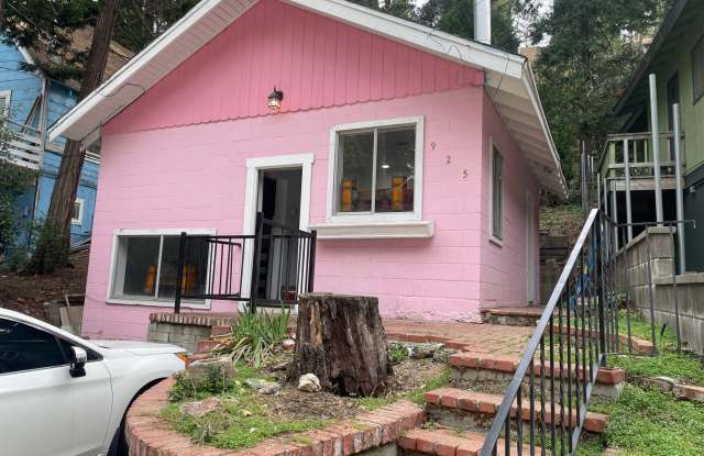 Adorable cottage! photos photos