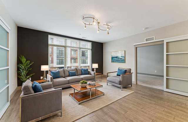 Crocker Park Living Gallery 2