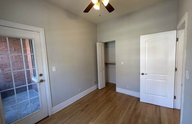 3923 W Altgeld St Gallery 4