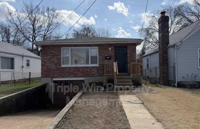 7560 ALICIA AVE photos photos