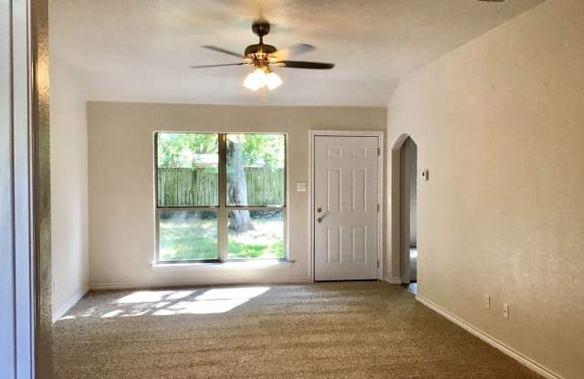 107 Pecan Hollow Gallery 2