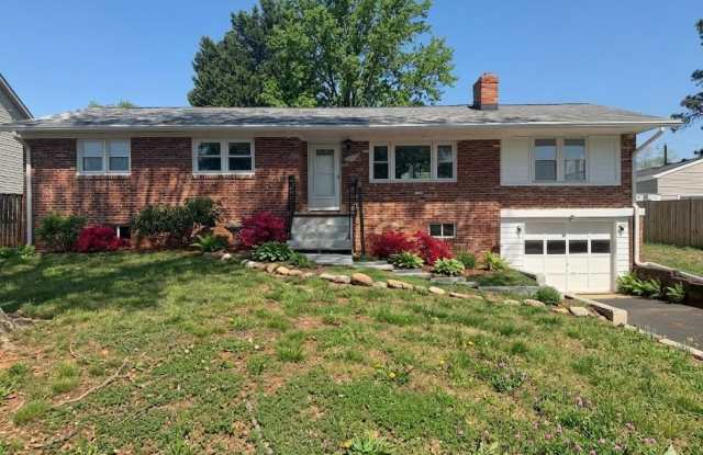 7629 HURON Drive Gallery 2