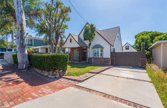 1305 Oak Avenue photos photos