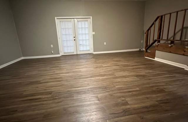 Spacious 4-Bedroom, 2-Bath Home in Quiet Chattanooga Neighborhood photos photos Spacious 4-Bedroom, 2-Bath Home in Quiet Chattanooga Neighborhood photos photos