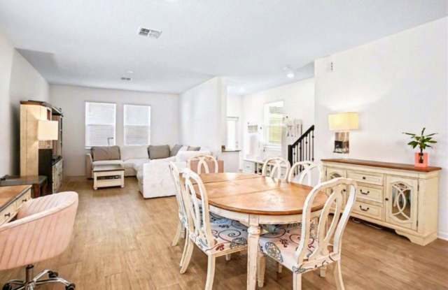 Stunning 3BR House in Apopka Near Kelly Park Gallery 4