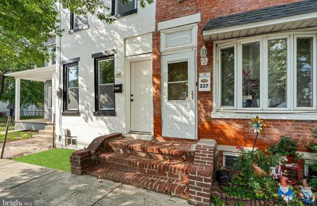 225 MARKET Street - 225 Market Street, Gloucester City, NJ 08030