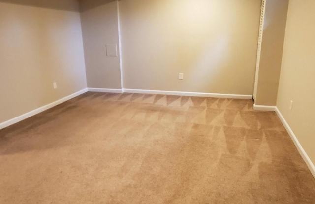 3083 SUNSET LANE Gallery 3
