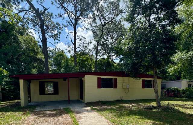 Great 3 Bedroom Available photos photos