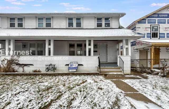 2430 Steele Avenue photos photos