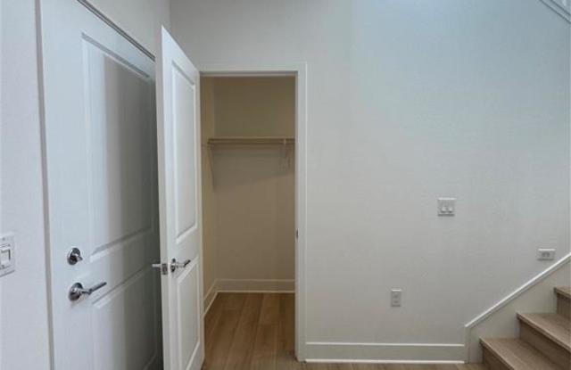 436 Loon - 436 Loon, Irvine, CA 92618