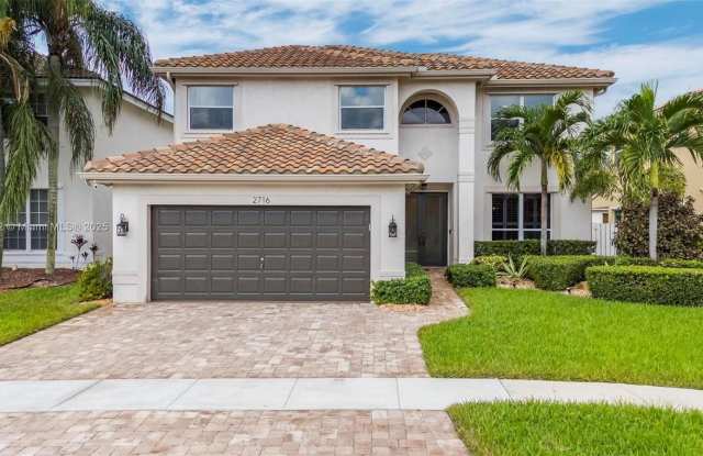 2716 SW 180th Ave photos photos