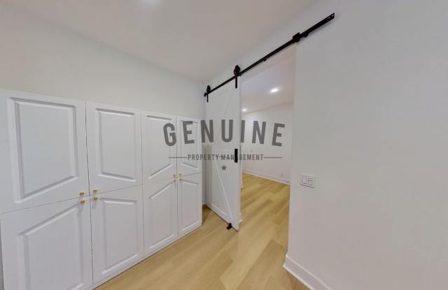 $500 off 1st Month Rent ~ 4 Bedroom Condo with Roof Top Deck in Anaheim ~ Move in Special Gallery 4